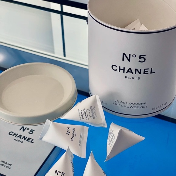 Chanel Factory 5 Limited Edition Shower Gel - Picture 4 of 6